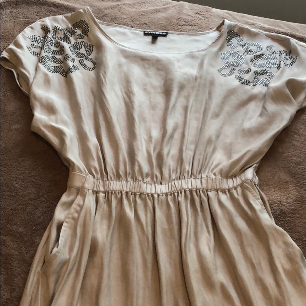 Express dress